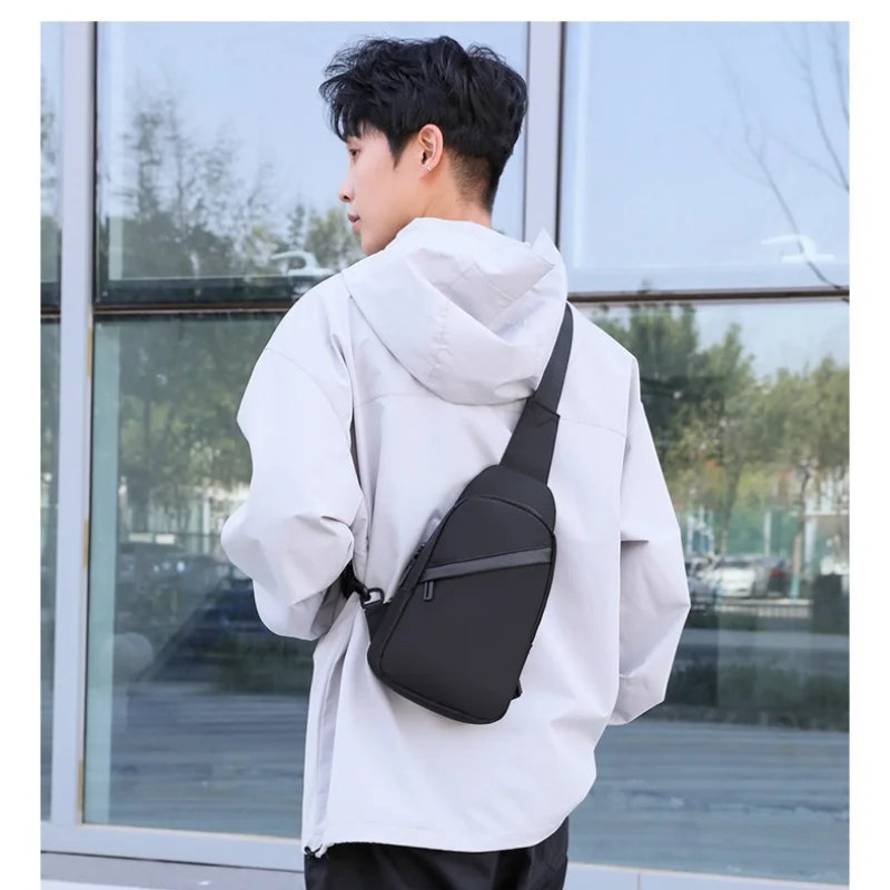 

2024 New Trendy Versatile Men's Chest Bag Crossbody Lightweight Compact Backpack Portable When Going Out شنطه يد رجالي