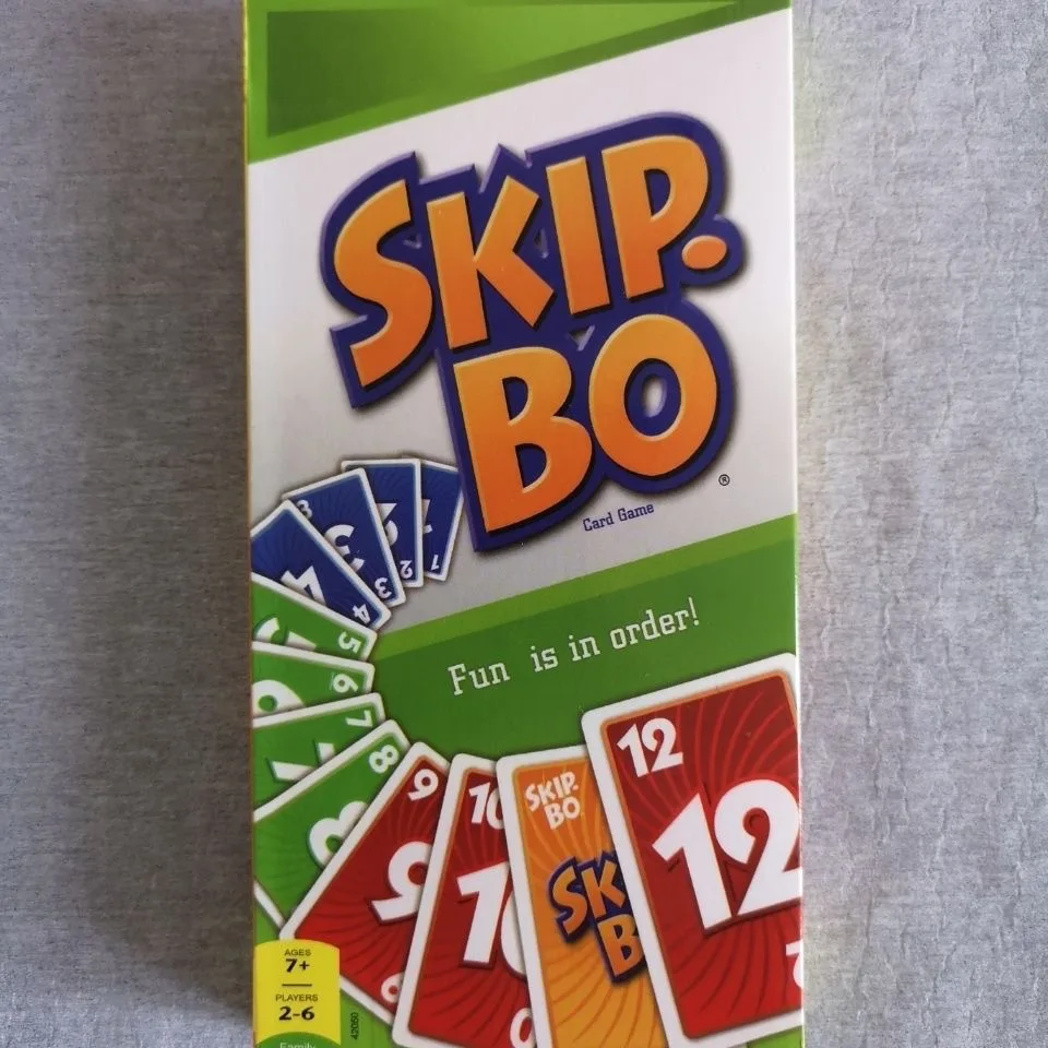 Mattel Games UNO SKIP BO Card Game for Family Night Featuring Tv Show Themed Graphics and a Special Rule for 2-10 Players