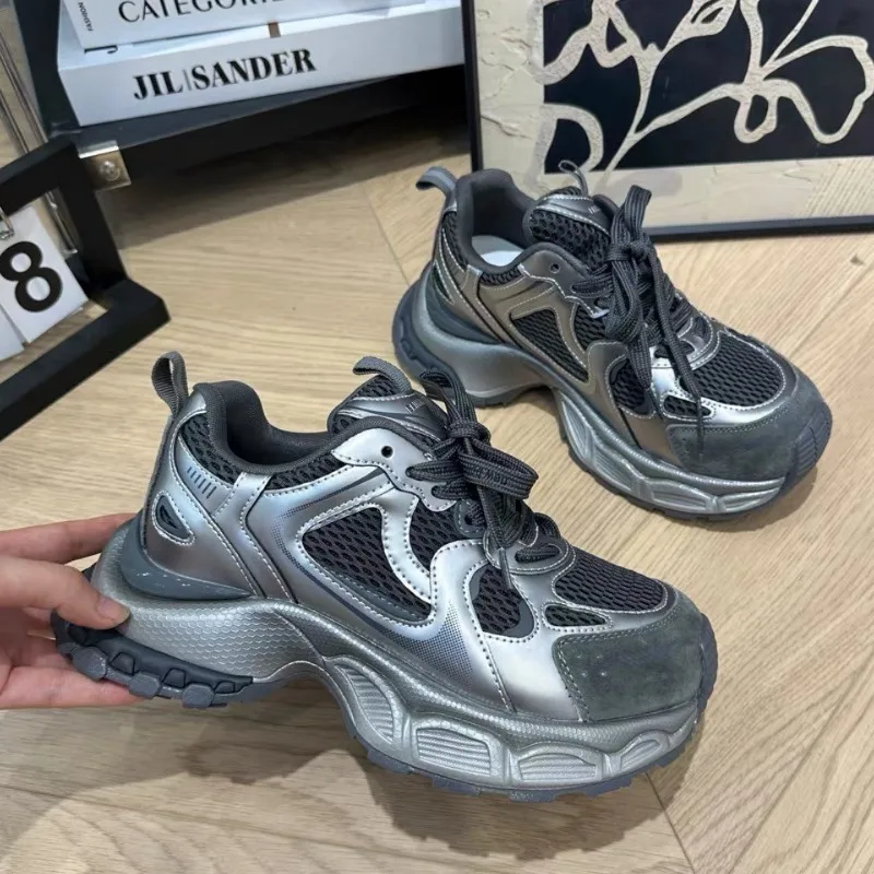 2026 New Fashion Casual Sports Women's Shoes Mesh Surface Breathable Retro Do Old Dirty Shoes Thick Increase Daddy Shoes