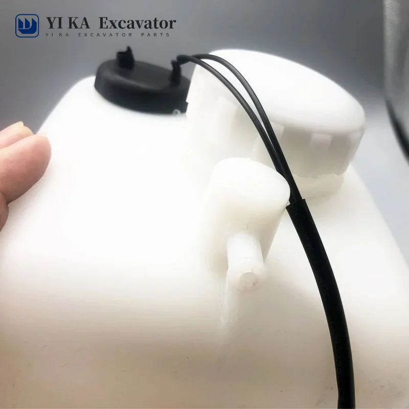 For Excavator Water Tank R150 200 215 245-5 excavator Auxiliary tank Auxiliary kettle glass kettle  excavator accessories