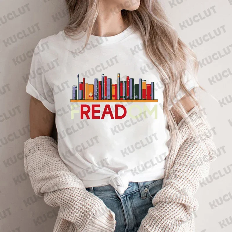 كتاب الحرية لقراءة قميص للنساء المعلم مكتبة تي شيرت العدالة الاجتماعية الكتب التي شيرت للنساء ملابس قصيرة الأكمام
