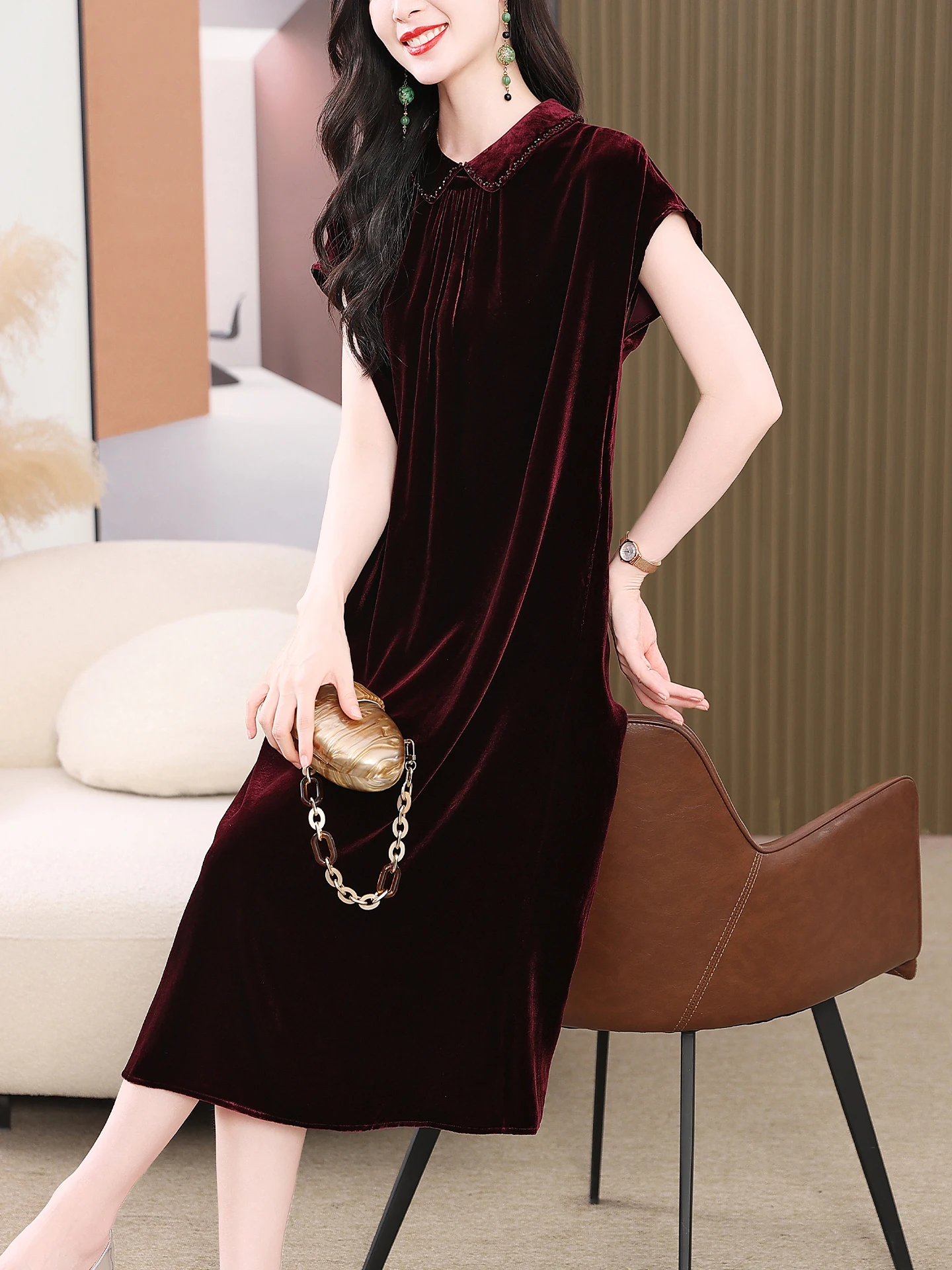 Vestido de Noite Elegante de Veludo e Seda com Corte Reto e Gola Sofisticada, Coleção Primavera 2026, Nova Chegada, com Zíper e Bolso, Ideal para o Dia a Dia