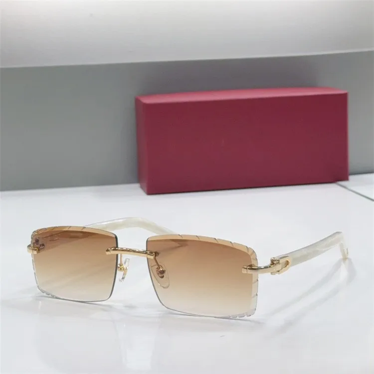 

Luxury Designer Square Sunglasses with UV400 Protection Retro-Style Sunglasses for Men and Women