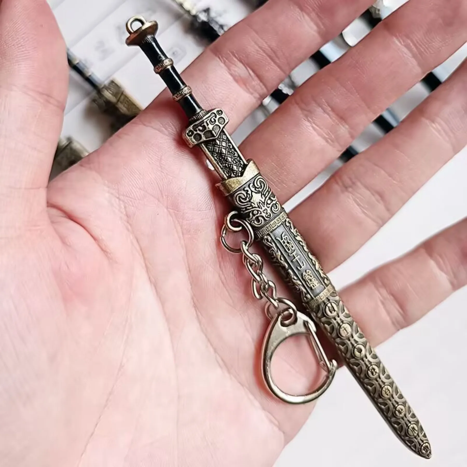 1pc Mini Sword Shape Pendant Keychain Model With Sheath Toy Knife Metal Anime Key Ring Ornament Purse Charm Accessories