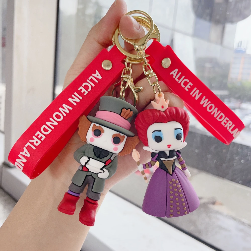 Disney Alice in Wonderland Keychains Anime Alice Mad Hatter Red Queen Princess Key Ring Birthday Christmas Gift Jewelry