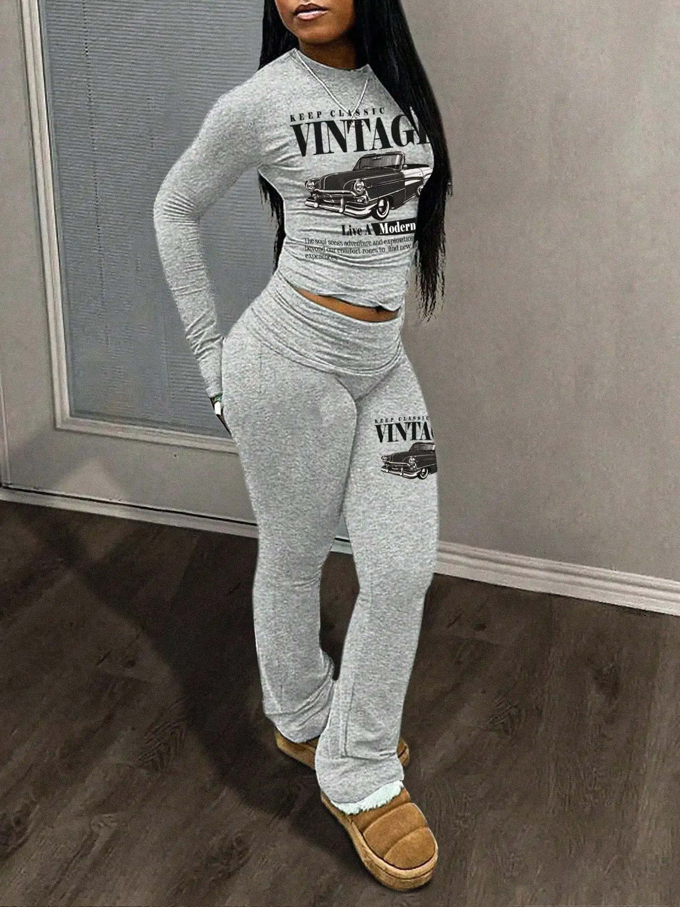 

Женский винтажный комплект с графическим принтом автомобиля: укороченный топ с длинным рукавом и брюки-клеш с высокой талией, повседневная уличная одежда