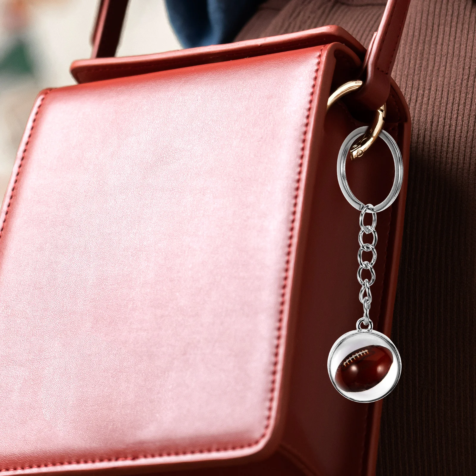 

Sport Ball Keychain Pendant Compact Keychain Charm Multi-Purpose Bag Pendant Creative Keyring Ball Key Holders