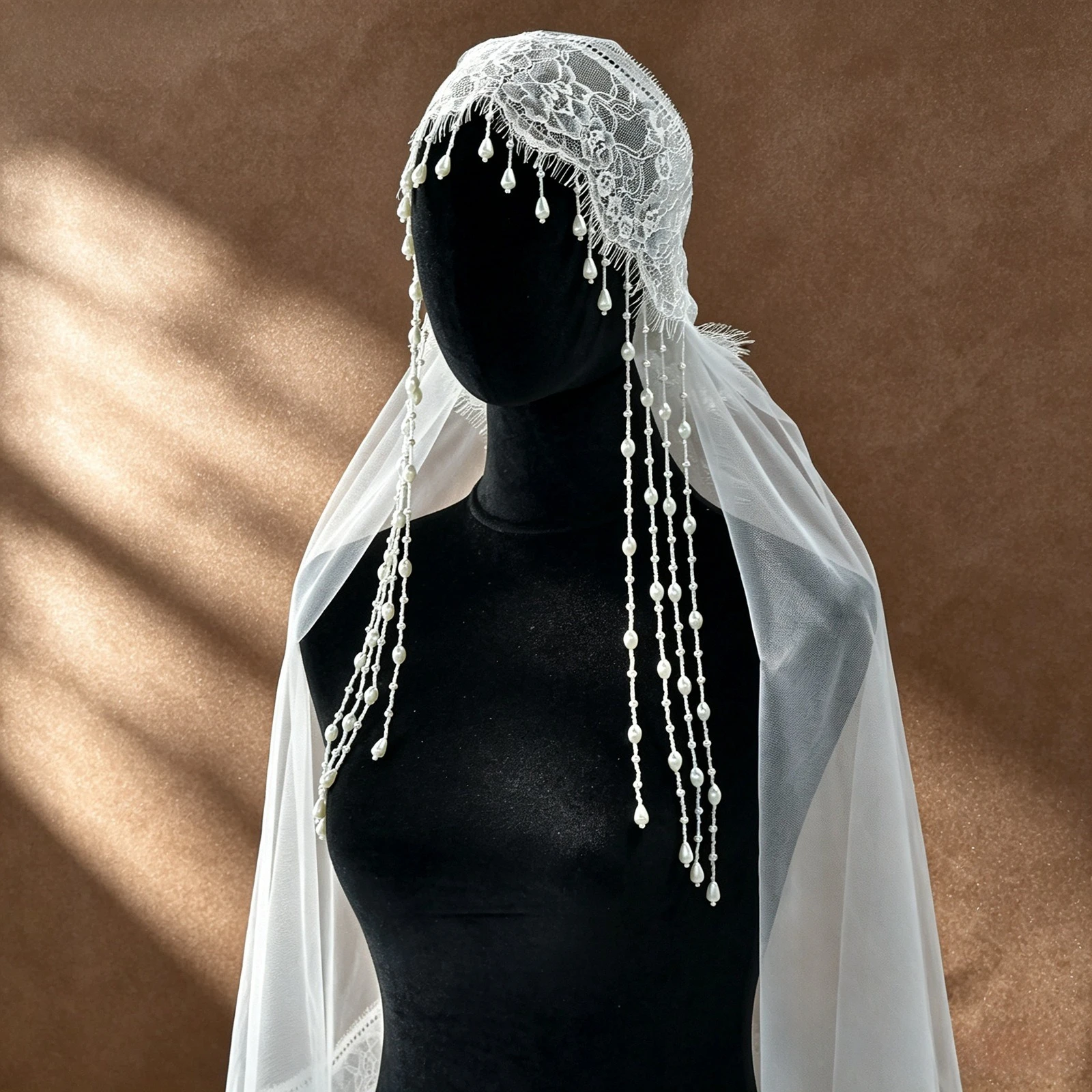 French Heavy Industry Pearl Tassel Baotou Veil, Vintage Lace Hat Bridal Wedding Veil