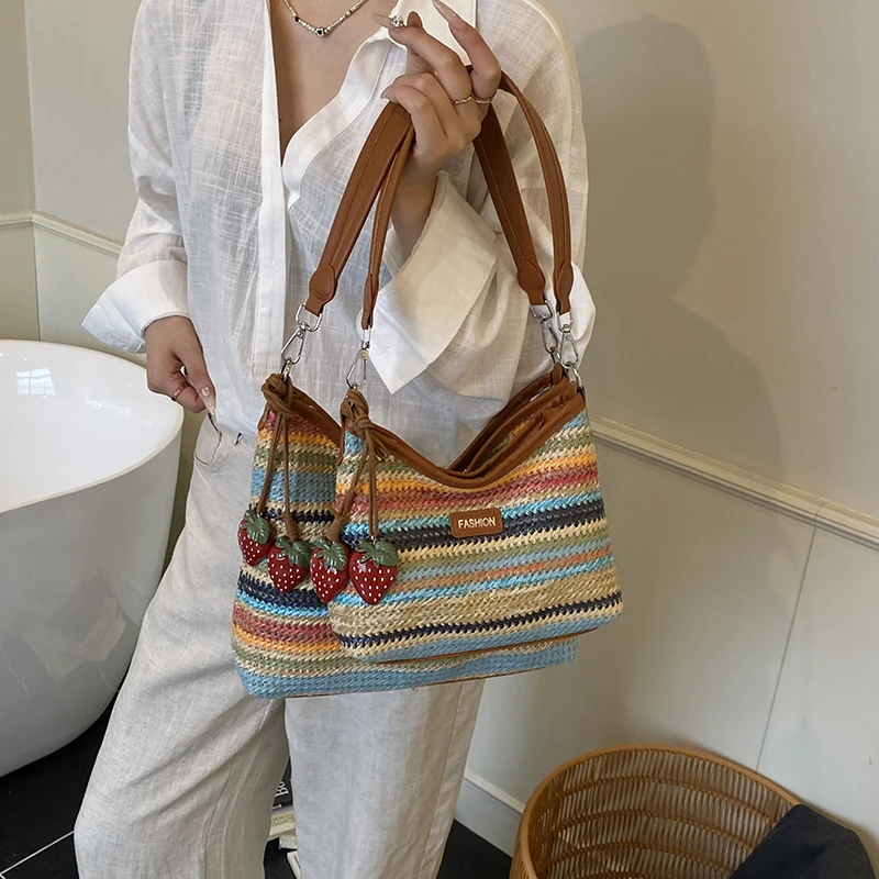 

Unique Leisure Business Stylish Handbag For Women With Vintage Crossbody Design And Large Capacity Elegant