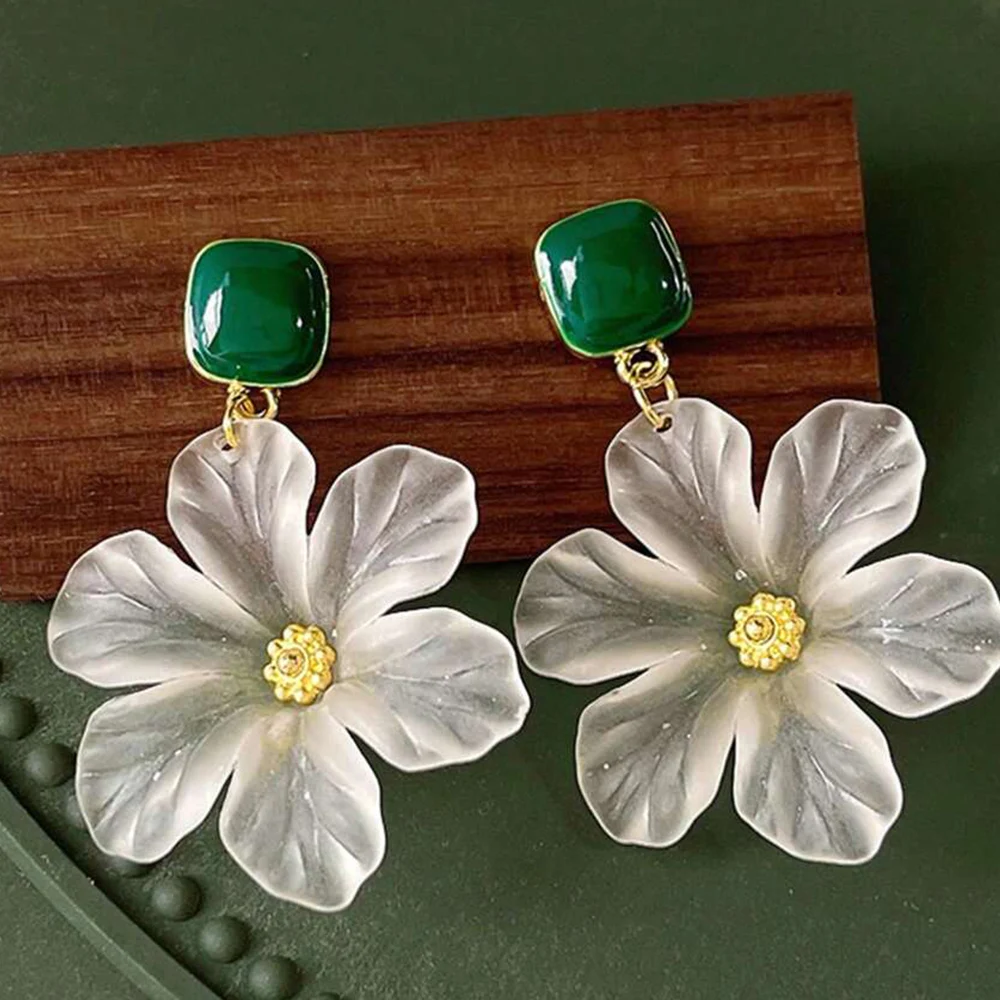 White Flower Charm Square Metal Green Epoxy Drop Earrings For Women Bohemia Romantic Camellia Flower Dangle Earrings Luxury image 4