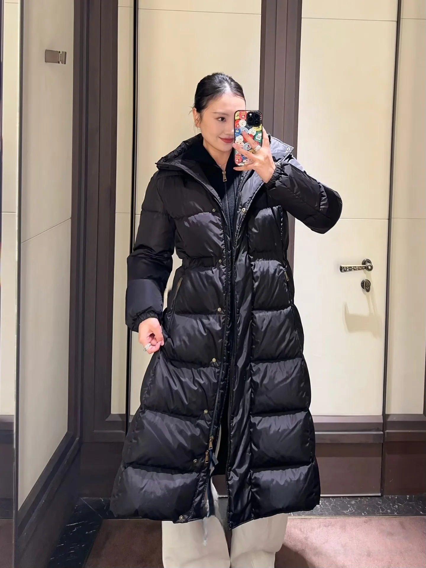 

2025 New Version Fleeing Princess Thickened Paper Doll Waist Cinching Hooded Ultra Long over Knee Ankle Goose down Jacket