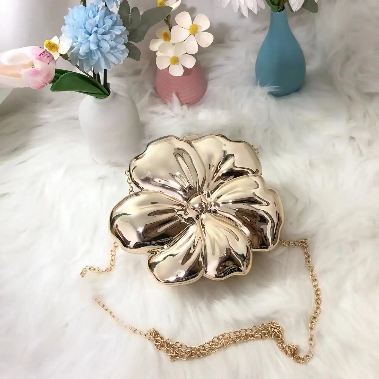 Women Metallic Flower Clutch Bag Silver Gold Acrylic Evening Bag Luxury Wedding Party Crossbody Purses Designer Chain Handbag