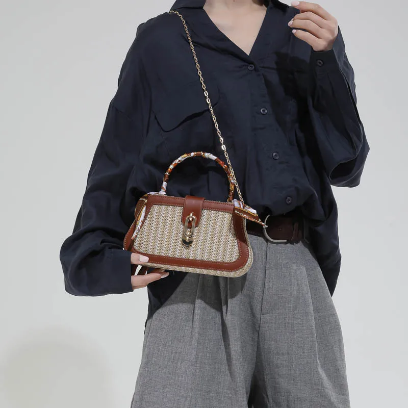 

Patchwork Straw Carry-on Women's Bag Fashion Chain Diagonal Summer Texture Chain Woven Carry-on Box Bag