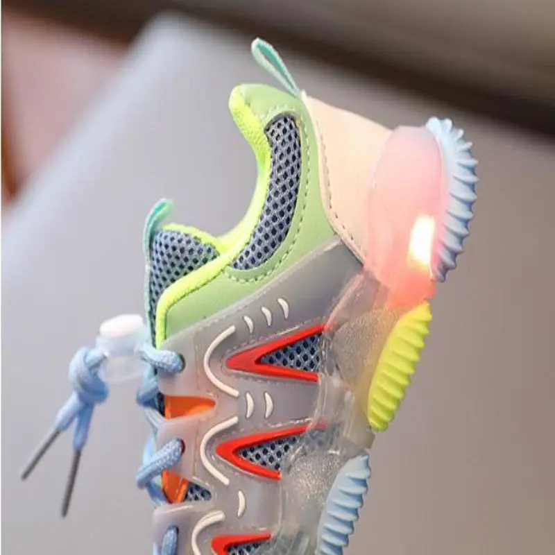 Size 21-30 Children LED Sneakers With Light Up Sole Baby Led Luminous Shoes For Girls /Glowing Lighted Shoes For Kids Boys Tenis