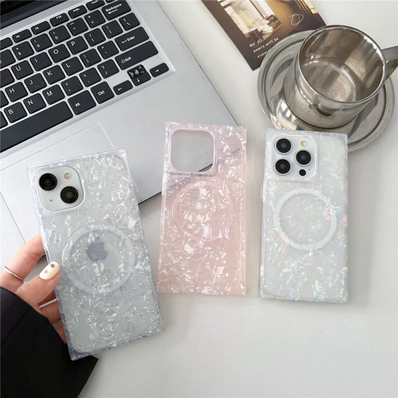 

Suitable for Apple17/16PROMinimalist Shell Pattern Phone CaseiPhone15PROMAXMagnetic Attraction14/13Square