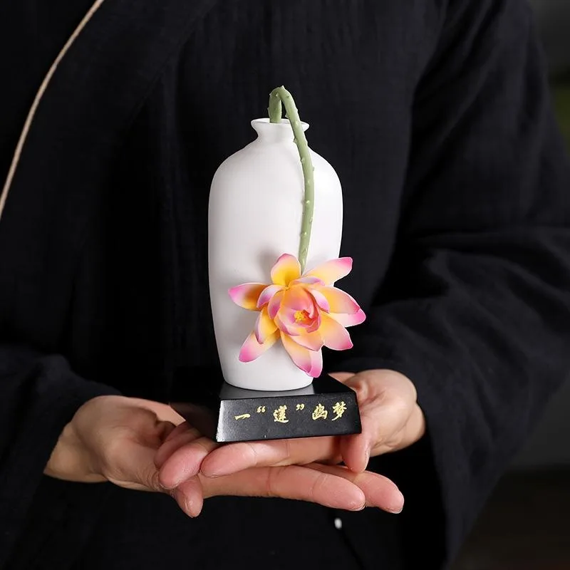 Handmade lotus ornament ceramic small vase living room tea room Bogu rack coffee table wine cabinet desktop decoration