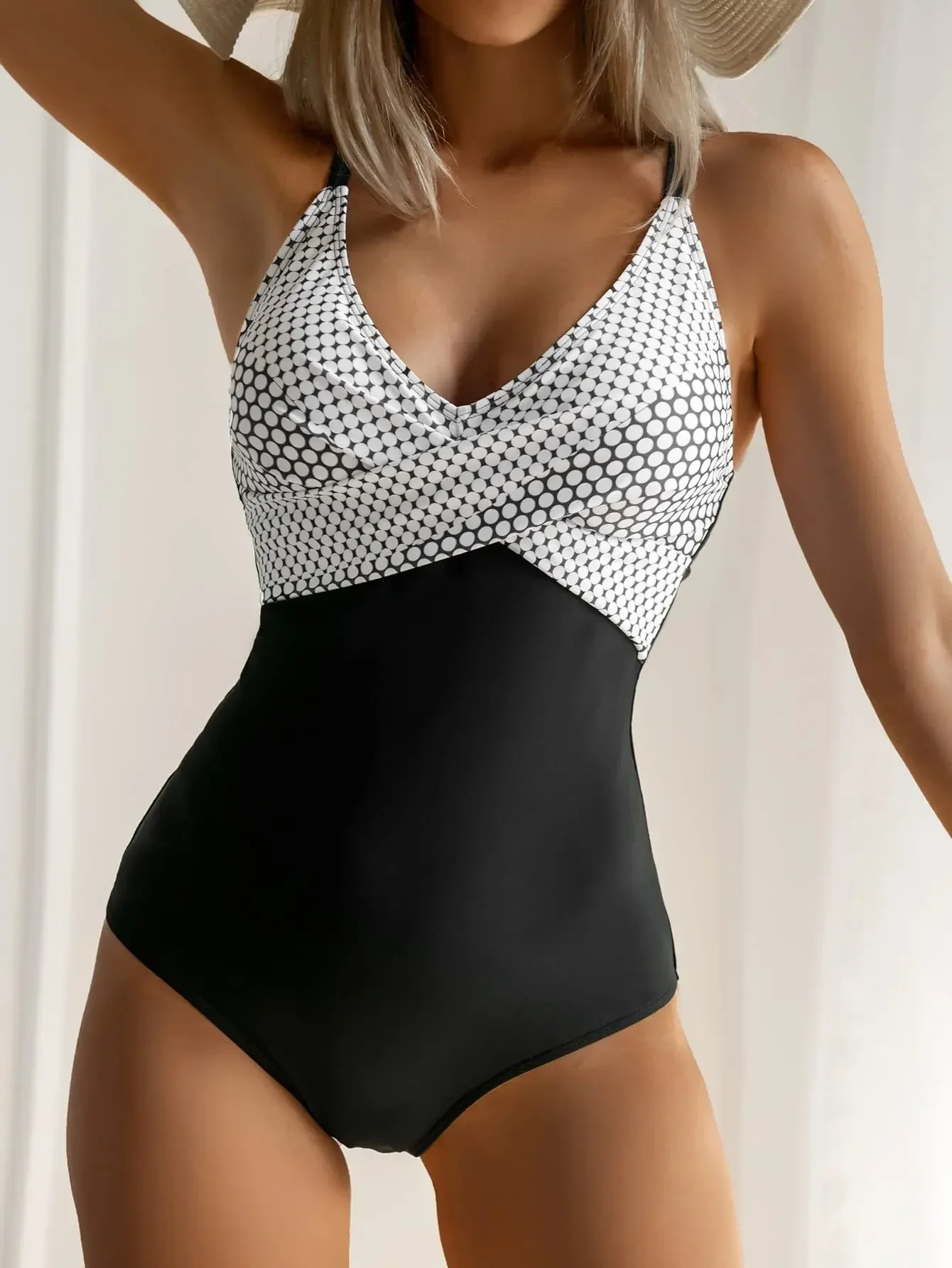 2025 Strój kąpielowy dla kobiet Jednoczęściowy strój kąpielowy Plus Size Stroje kąpielowe Seksowne body z głębokim dekoltem w szpic Bikini Stringi Monokini Strój kąpielowy