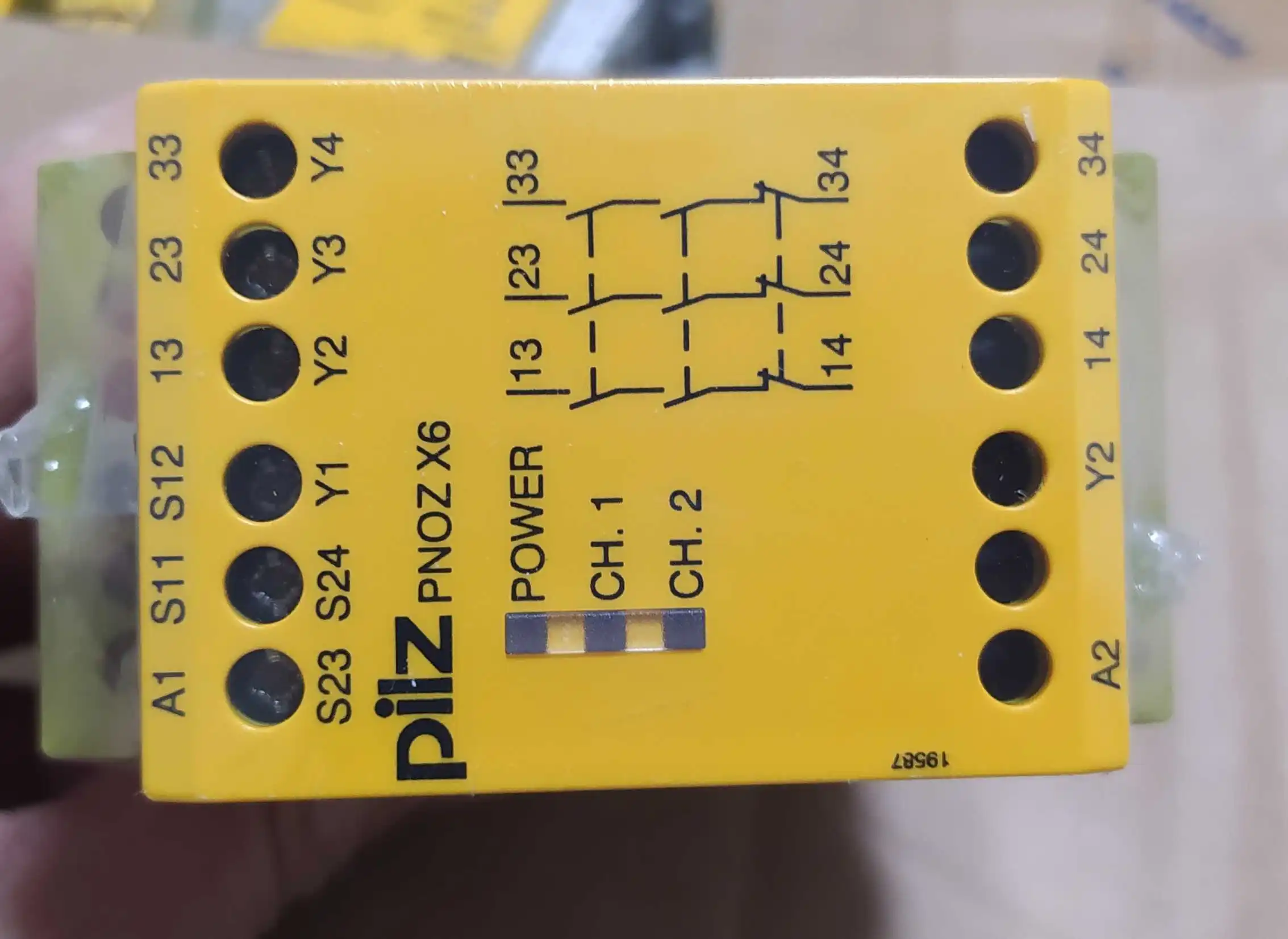 PNOZ X6 Serial Number 774729 Brand New Original Genuine PILZ Relay In Stock