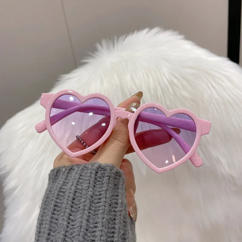 Children's Cute Heart-shaped Sunglasses Kids Retro Cute Pink Love Sun Glasses Frame Fashion New Girls Boys Baby UV400 Eyewear