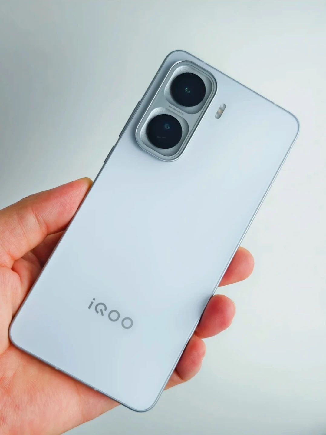 هاتف جوجل الجديد IQOO Neo11 5G