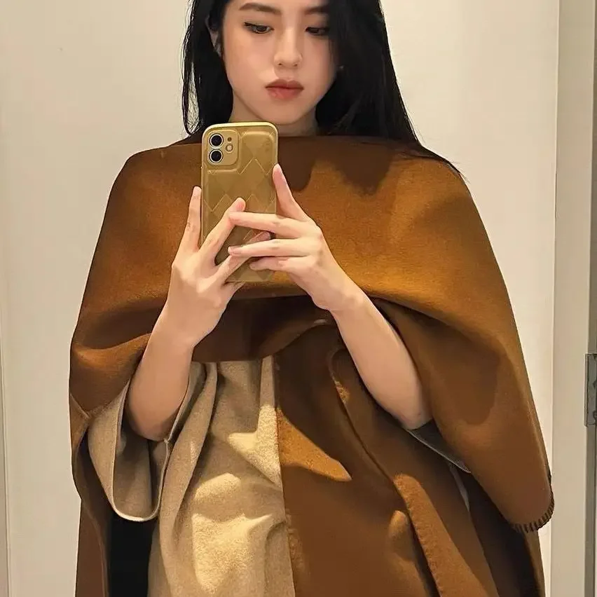 2023 autumn and winter atmosphere simple and lazy loose pendant cloak cloak jacket design sense double-sided handmade coat