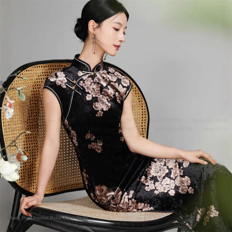 

Vintage Classic Chinese Cheongsam Hanfu Dress Sexy Velevt Split Qipao Traditional Chines Costume Oriental Style Long Vestidos