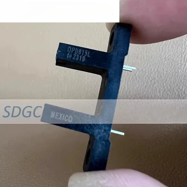 

2PCS OPB815L genuine spot MEXICO slot type photoelectric switch