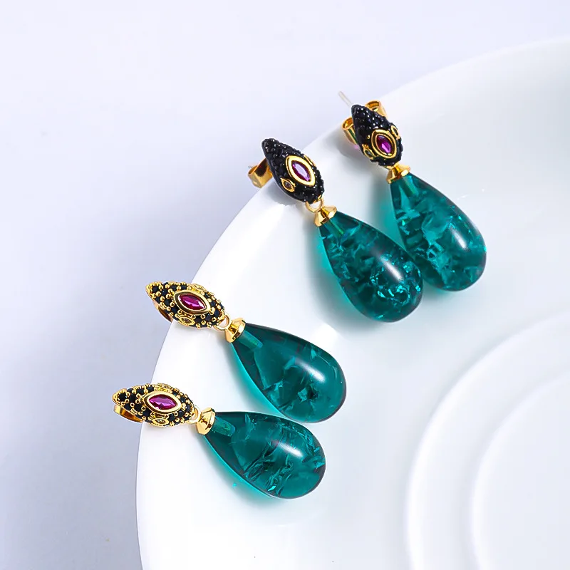 

Fashion New Classic Blue Green Waterdrop Dangle Black Rhinestone Paved Violet Horse Glass Retro Light Luxury Sense Stud Earrings
