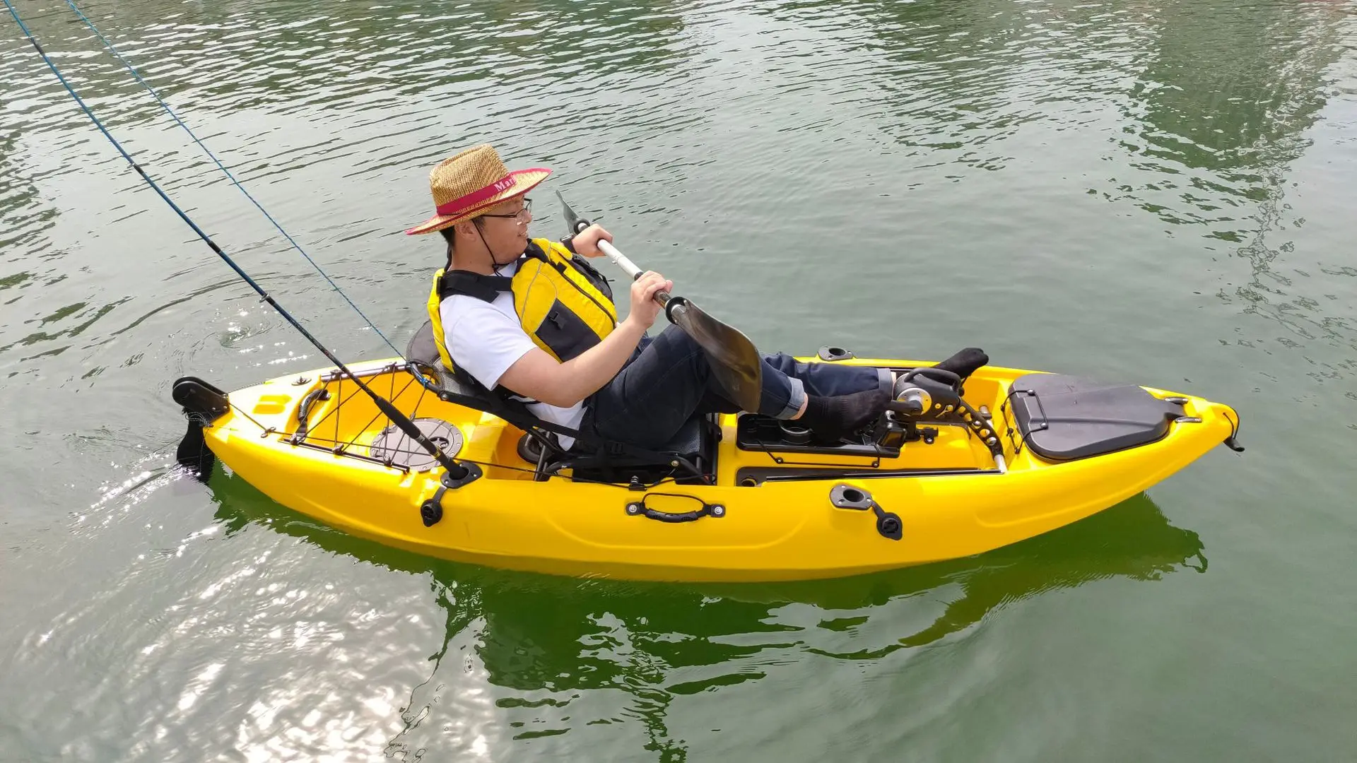 Elektrisches Kajak-Fischerboot aus Kunststoff, Elektromotorboot mit 34T-Elektromotor