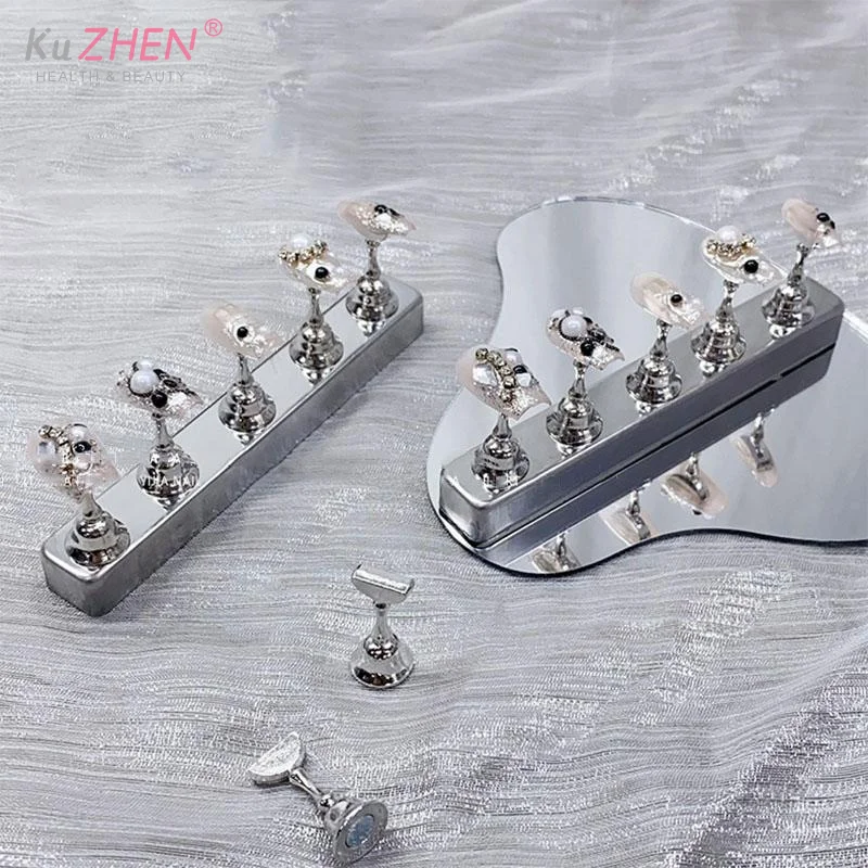 1 set supporto magnetico per unghie in argento supporto per pratica punta per unghie finte e supporto per base display per nail art per strumento di pratica fai da te per salone d'arte
