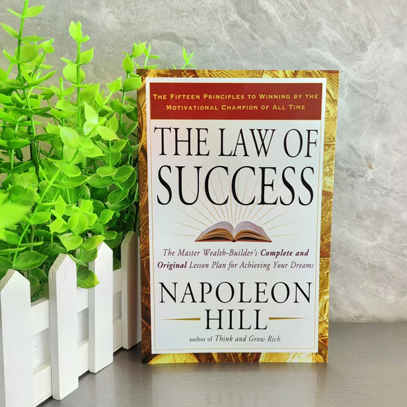 

Полная книга успішных законов. Оригинальная английская версия. Закон успеха. Наполеона Хилла. Управление вдохновением Libros Livro.