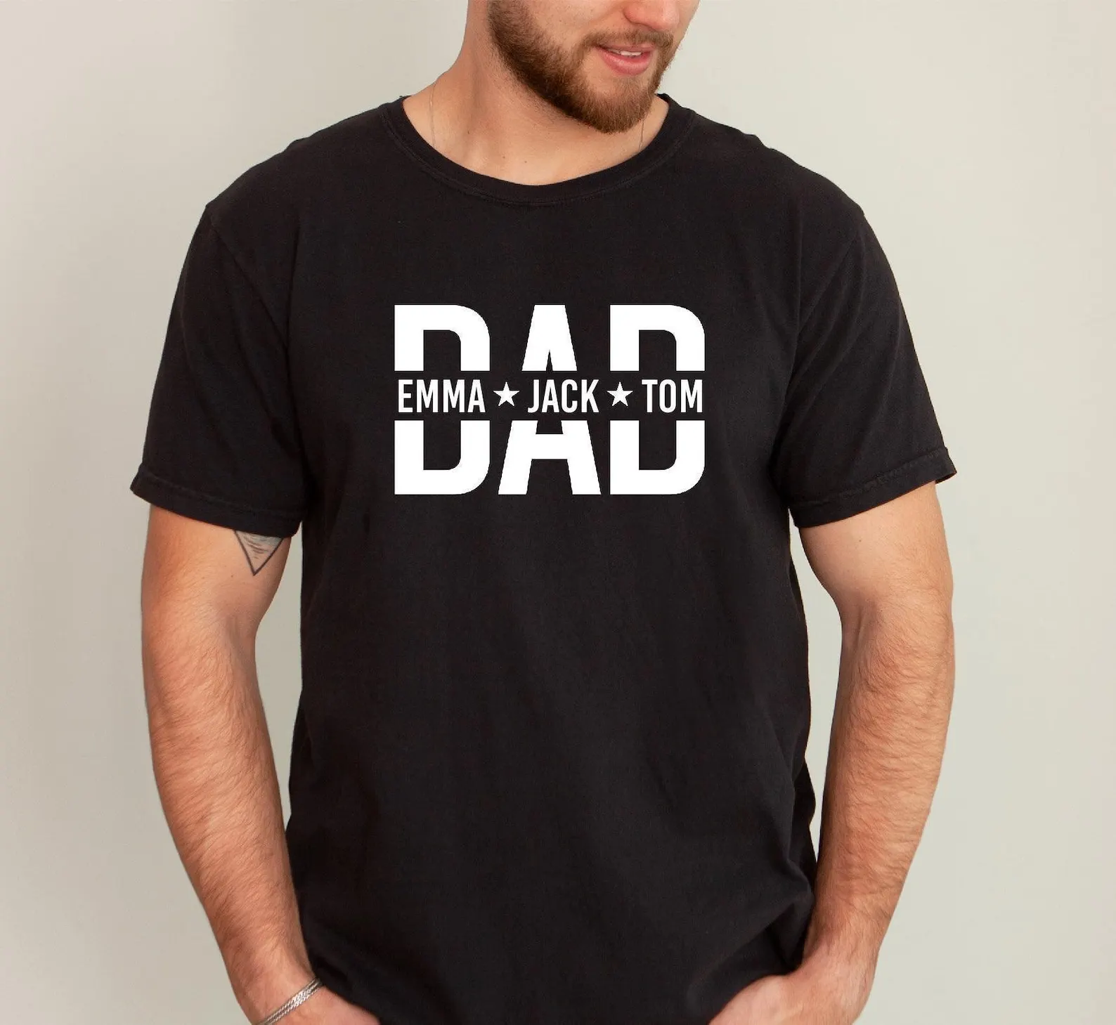 

Custom Dad Shirt With Kids Names Men's Dad Father's Day Birthday Design Gifts Shirt Personalized New Daddy Short Sleeve Shirt