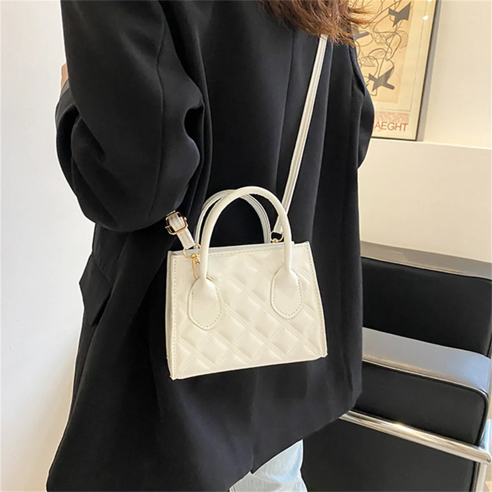 Women\'s Crossbody Bag One-shoulder Small Square Bag Retro Texture Bag New Trendy Fashion Simple Personality Hand Messenger Bag