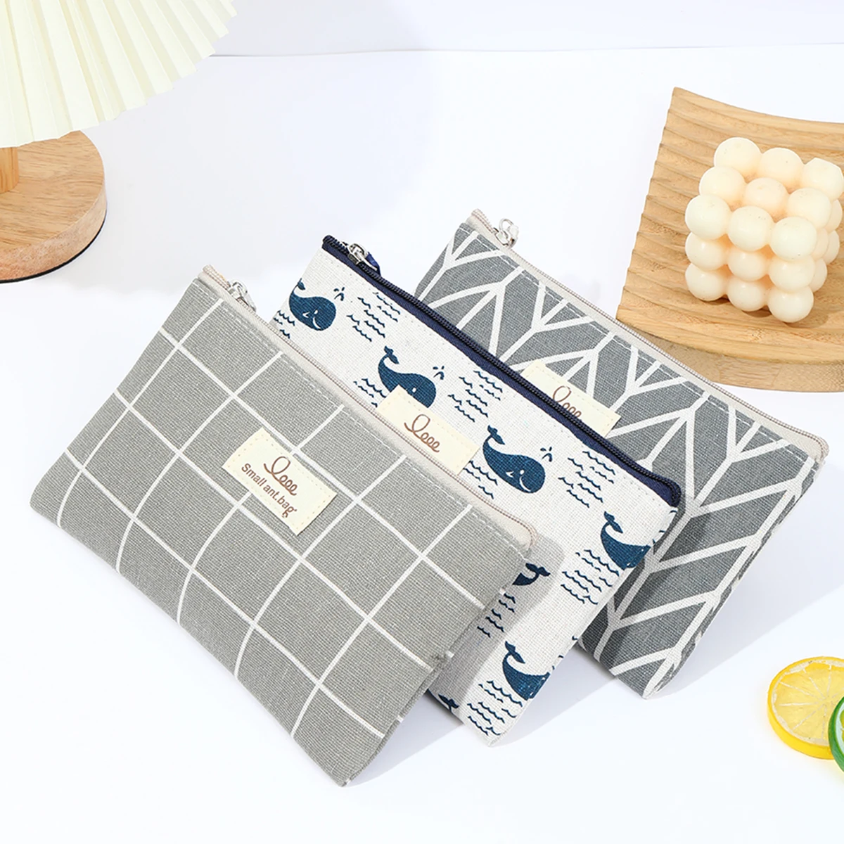 กระเป๋าแต่งหน้าผ้าใบความจุขนาดใหญ่ Small Fresh Portable Skincare Storage Bag การ์ตูนนักเรียนดินสอกระเป๋าสตางค์กระเป๋าเครื่องสําอาง