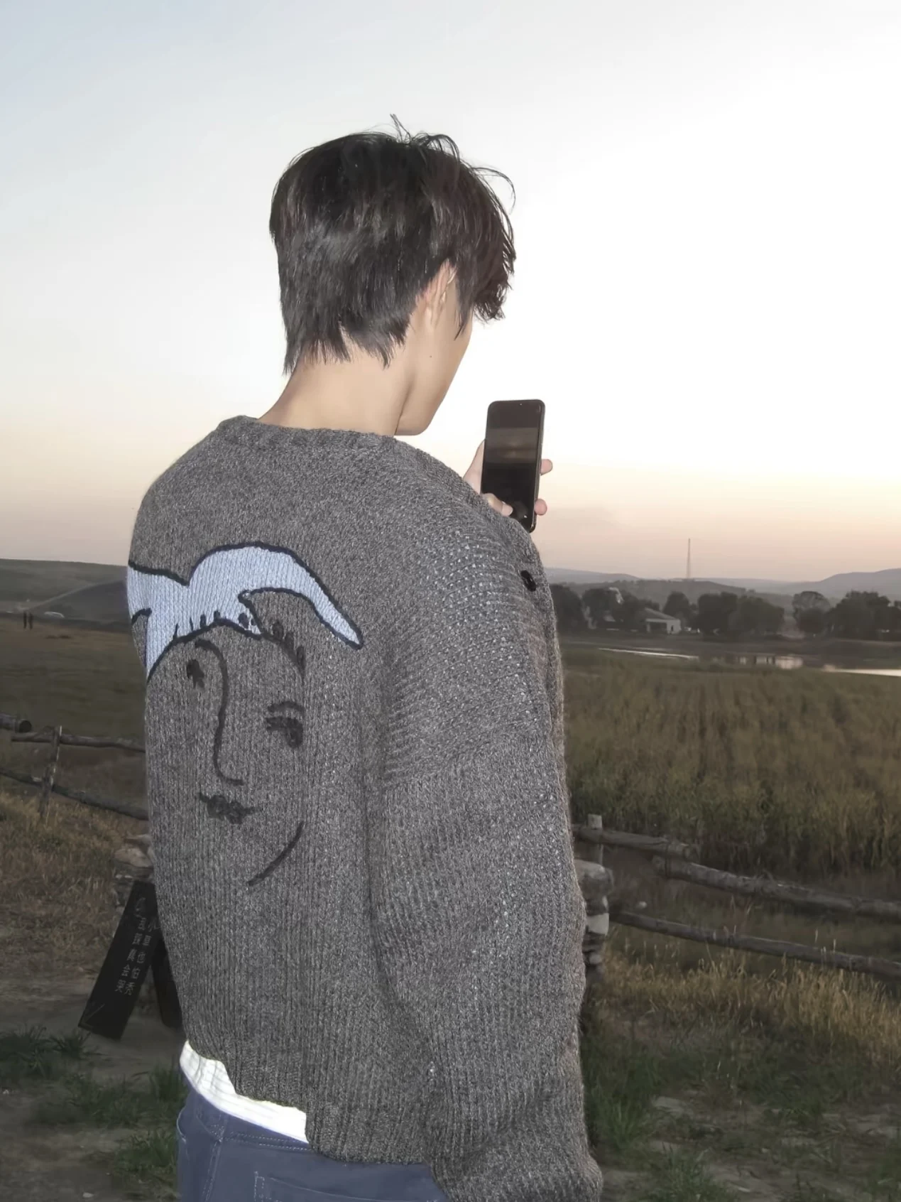 アメリカンレトロ油絵とピースボタンニットオープンカーディガン男女兼用秋冬ラウンドネック万能レイジーセーター...