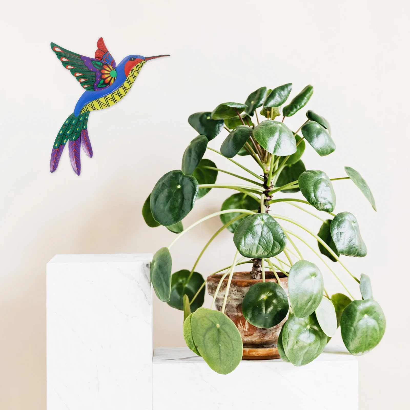 

Wrought Iron Hummingbird Pendant Hanging Ornament Metal Wall Decor Decorations for Home