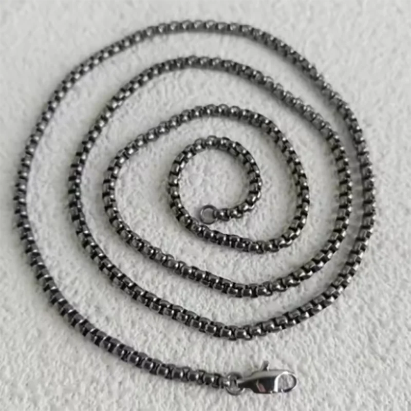 Valentine's Day Gift 3.0mm Aerospace Pure Titanium Box Chain Necklace - Light Luxury Style, Hypoallergenic Skin-Friendly Jewelry