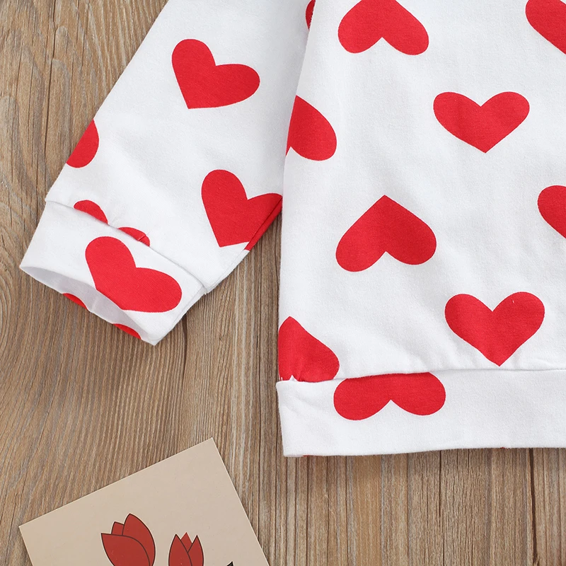 Infant Long Sleeve Shirt and Leggings Set Cute Heart Print with Elastic Waistband and Stylish Cutout Detail for Spring Wear