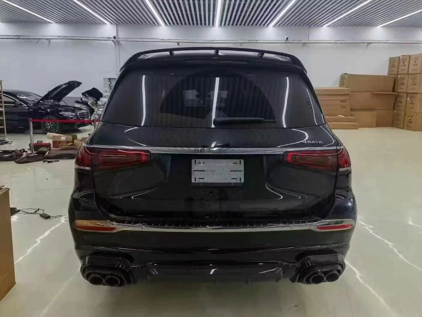 ألياف الكربون قطع غيار السيارات ل GLS ترقية البرازيلي حافلة طقم الجسم مصدات السيارة عجلة الحاجب الخلفي الناشر الجناح العلوي