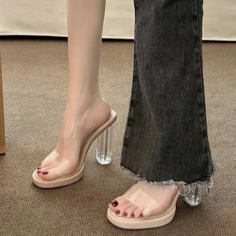 

Summer High Heels Women's New Fashion Non Tiring Feet Thick Waterproof Platform Thick High Heels Crystal Outdoor Slippers Women