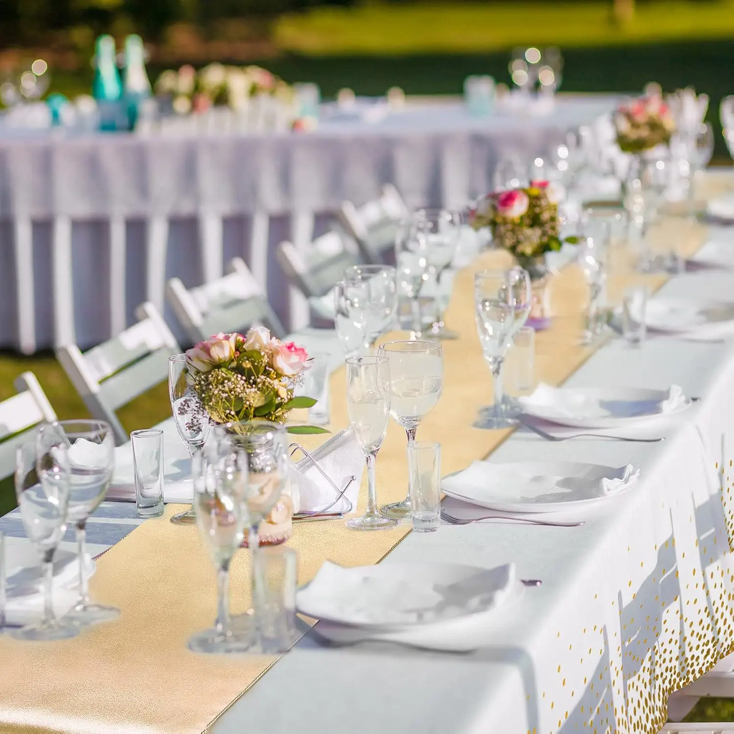 

Disposable Party Peva Polka Dot Tablecloth Plus Polyester Table Flag Waterproof and Oil-proof Tablecloth