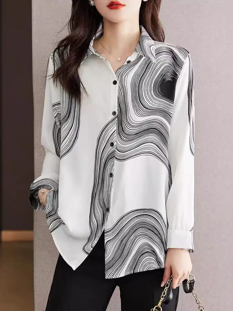 Spring Autumn New Women's Black Shirt Design Sense Niche Fashion Printed Chiffon Shirt Western-style Shirt Long Sleeved Top