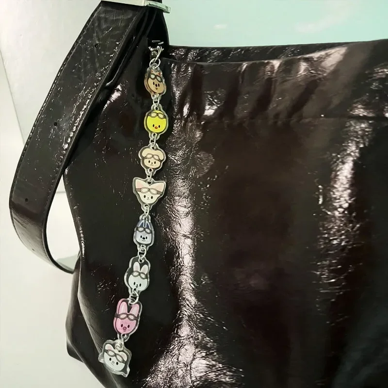 2025 SKZOO أنيمي الاكريليك KPOP المفاتيح المساعدون الكرتون قلادة لطيف الإبداعية حقيبة سحر سيارة كيرينغ أصدقاء المشجعين الهدايا