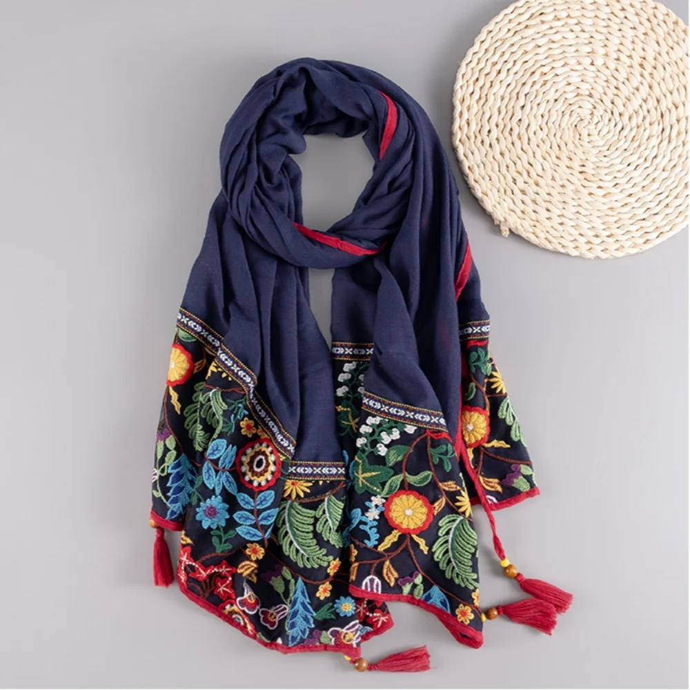 Summer Thin Women\'s Tassels Scarves Shawl Female Outdoor Ethnic Decorate Crafts Shawl Embroidery Desert Vacation Scarf Hijabs