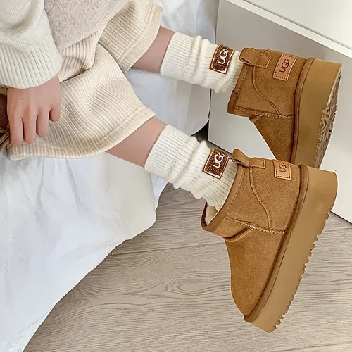 Women's Socks & Hosiery