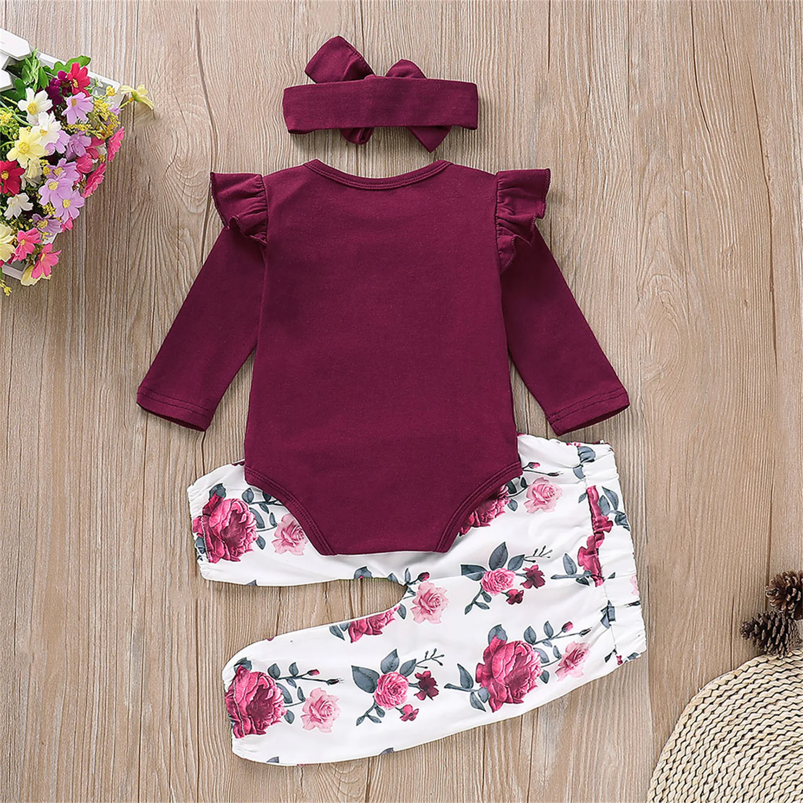 PatPat 3 Buah Baju Bayi Perempuan Baru Lahir Musim Semi 95% Katun Baju Monyet Lengan Panjang Ruffle dan Celana Motif Bunga dengan Set Ikat Kepala