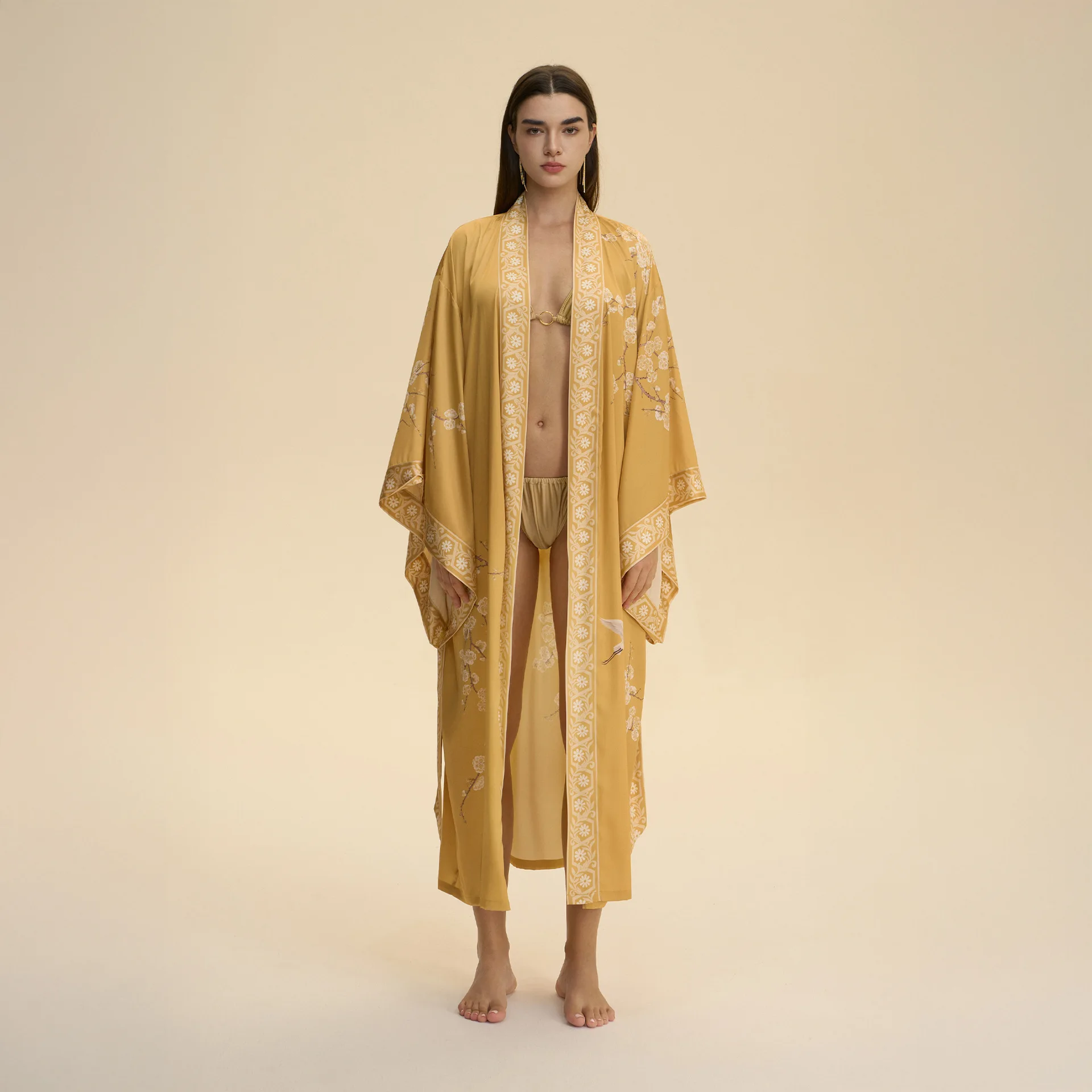 

Large Size Female Long Robe Kimono Bathrobe Gown Spring Autumn New Sleepwear Nightgown Loose Silk Satin Nightwear Loungewear