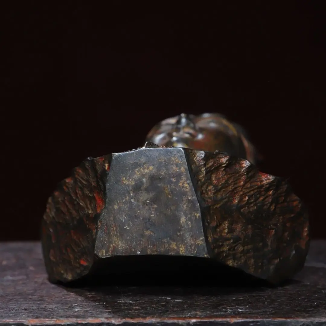 Copper mud gold [Guanyin Buddha head] is 20 cm high, 12 cm wide, 5 cm thick and weighs 1.5 kg