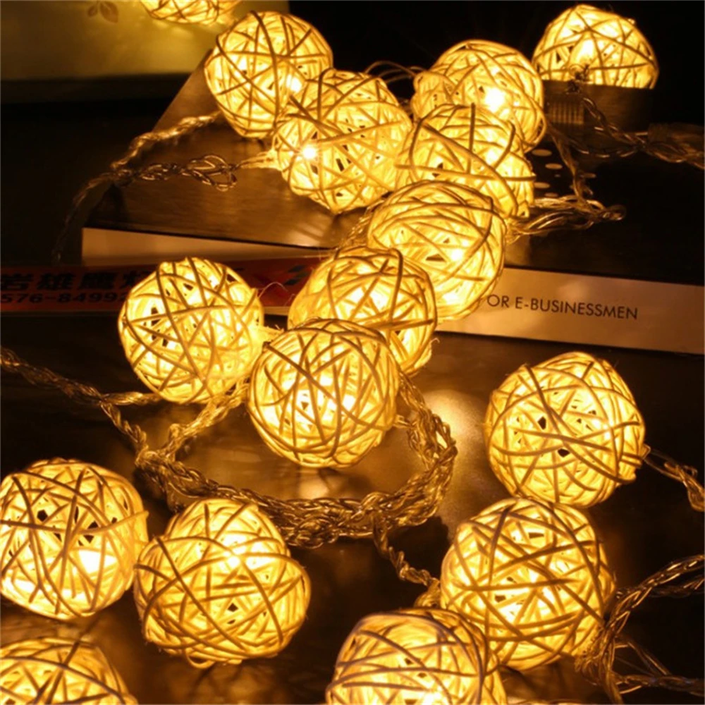 Luzes de rotim com 10/leds, luzes a pilha, bola de algodão, guirlanda de luz para casamento, natal, festa, decoração de pátio