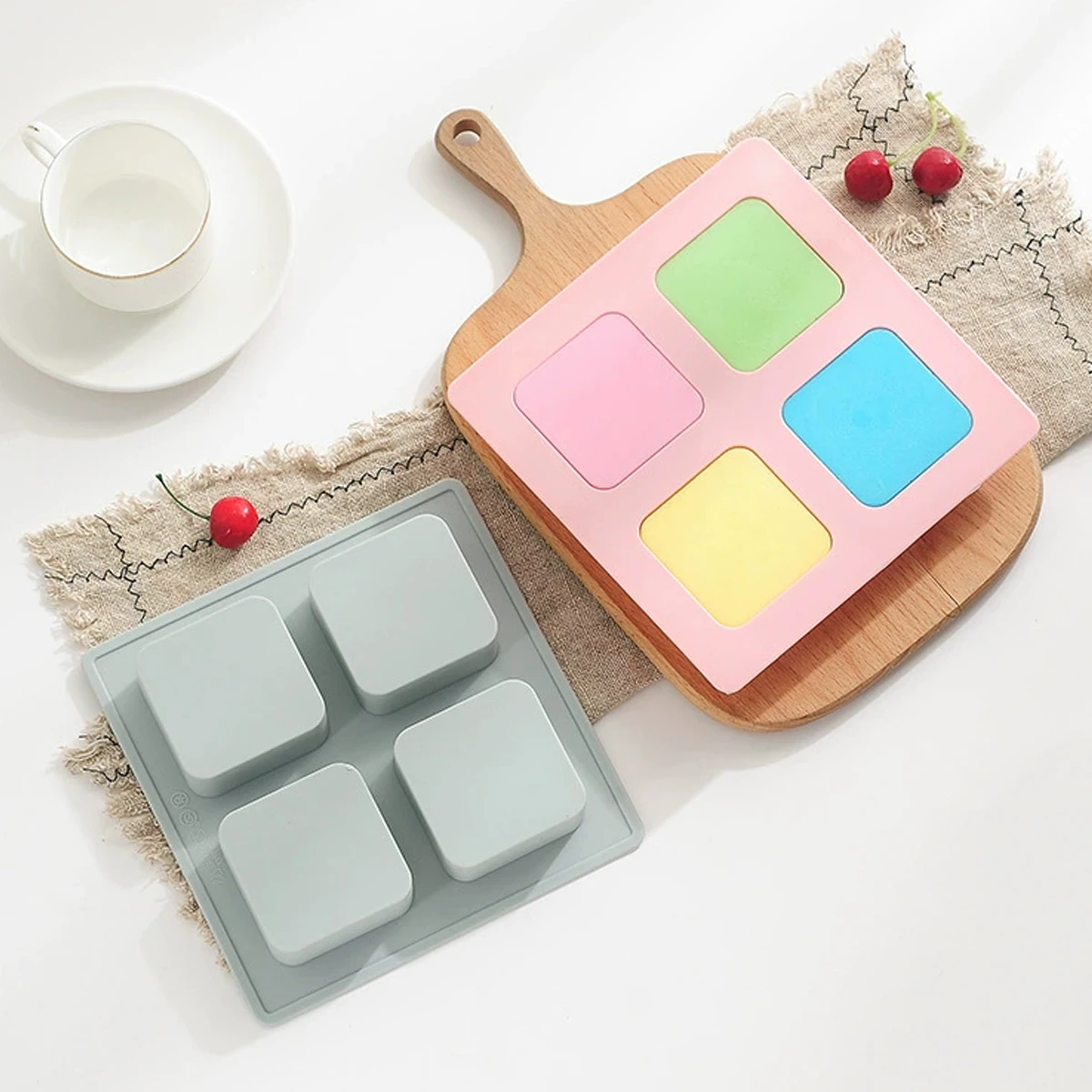 

2pcs 4 Cavities Soap Mold Handmade Soap Making Mold DIY Square Food Grade Cake Mold Baking Tools for Home Store (Blue + Pink)
